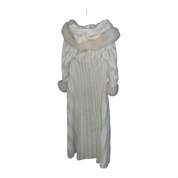 Vintage Womens’s Arctic fox White mink long coat custom made Should Be Size 6 - Picture 5 of 13